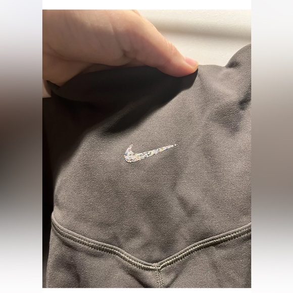 Nike Yoga Leggings Wide Leg Dark Olive Green Great Condition Small - Picture 4 of 5